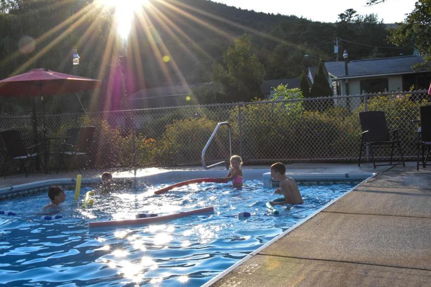Adirondack Sunrise Lodge Λίμνη George Εξωτερικό φωτογραφία