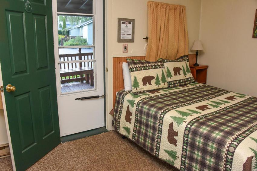 Adirondack Sunrise Lodge Λίμνη George Εξωτερικό φωτογραφία